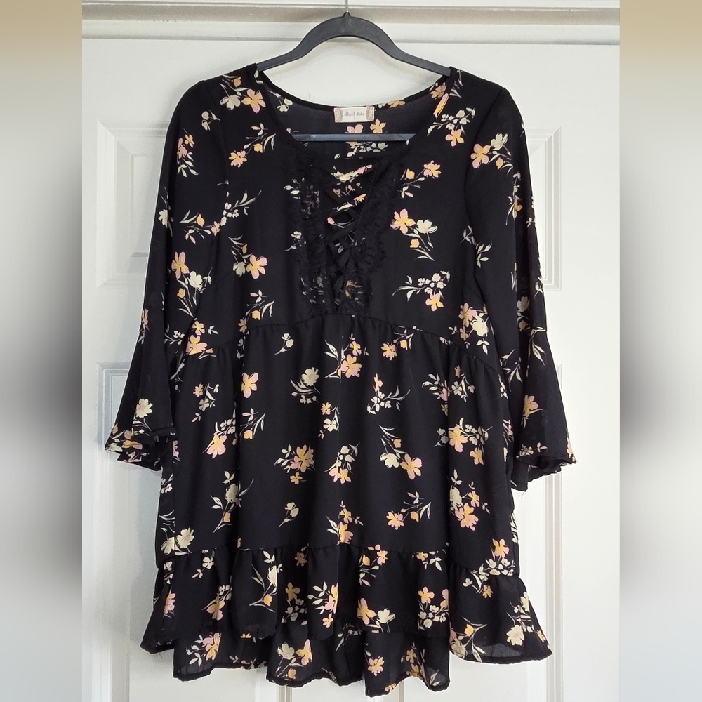 Altar'd State Black Floral Boho Tunic Blouse - Size Sm